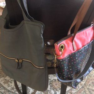 Fossil purses